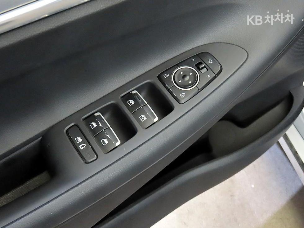 Hyundai Grandeur — miniaturë 13