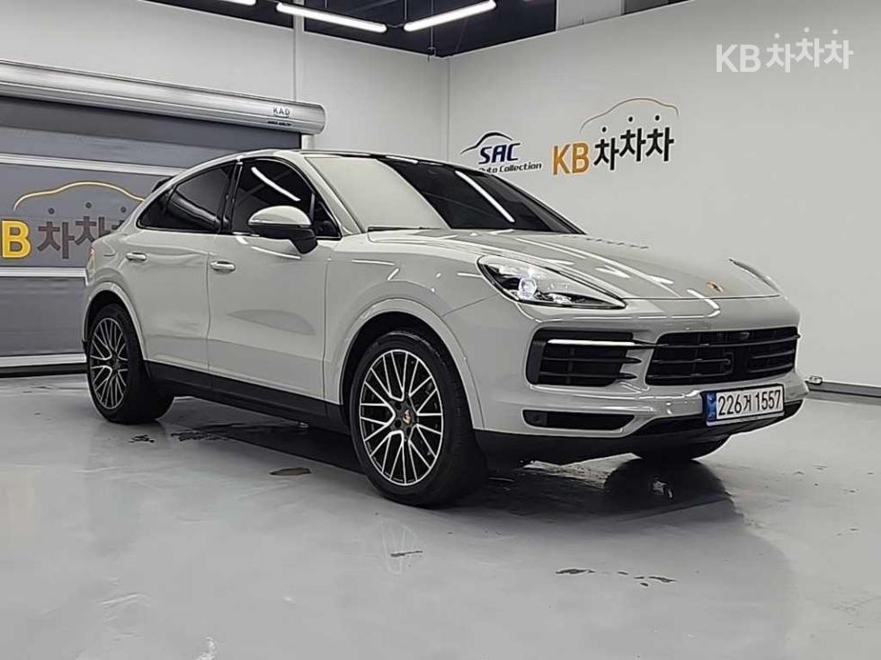 2022 Porsche (9Y0) photo