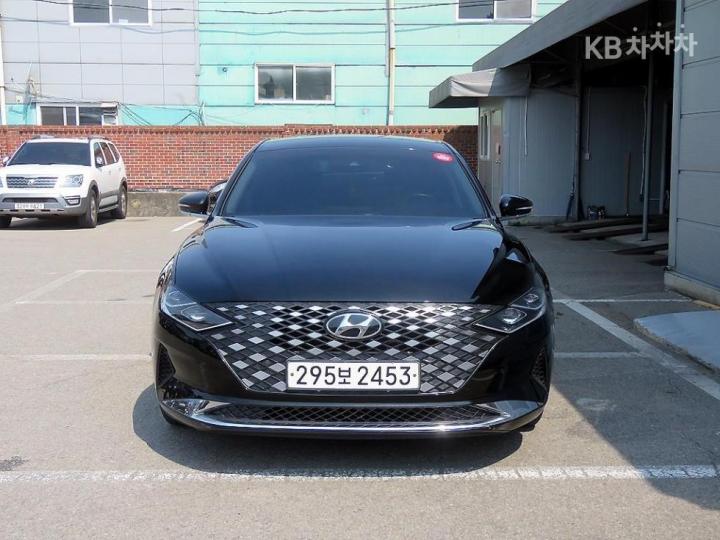 Hyundai Grandeur LPi 3.0 렌터카 — foto 1