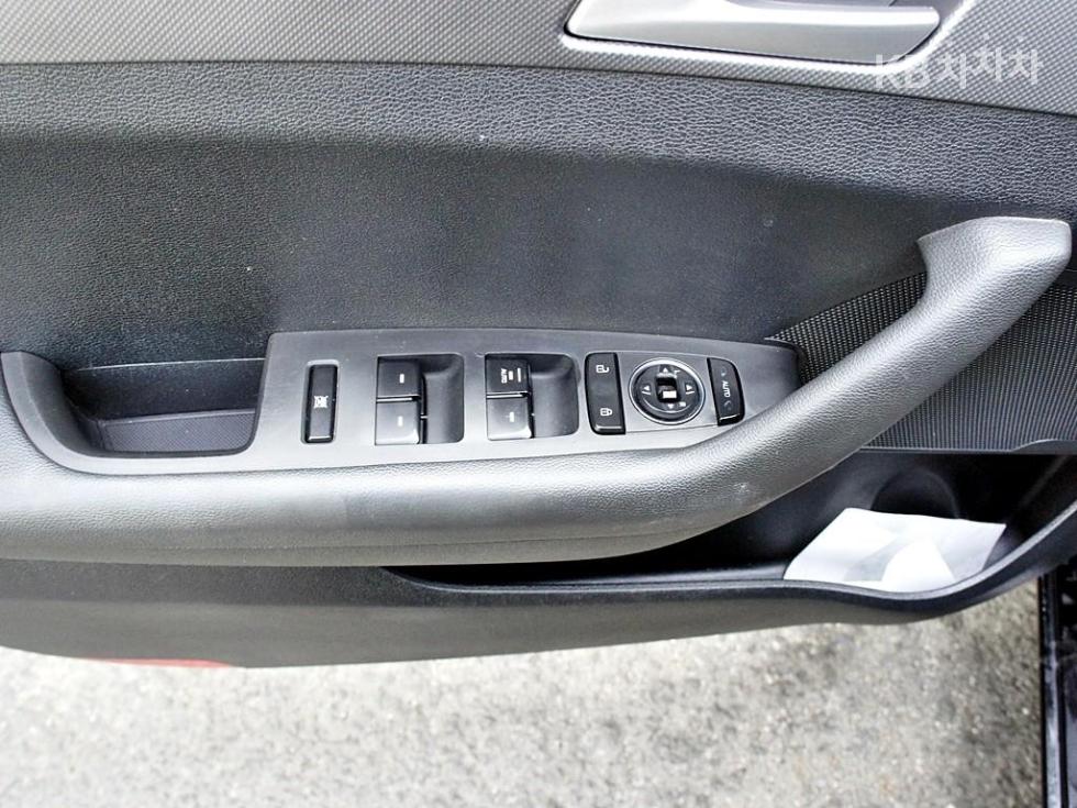 Hyundai Sonata — miniaturë 14