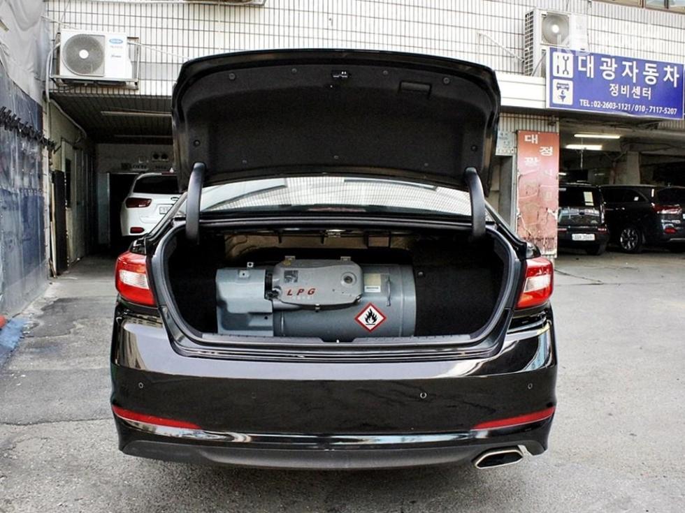 Hyundai Sonata — miniaturë 18