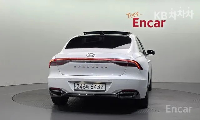 Hyundai Grandeur — miniaturë 4