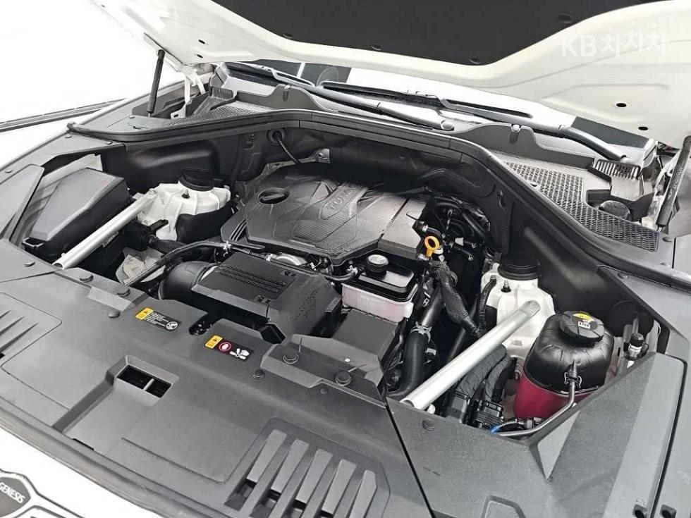 2024 Genesis GV80 photo