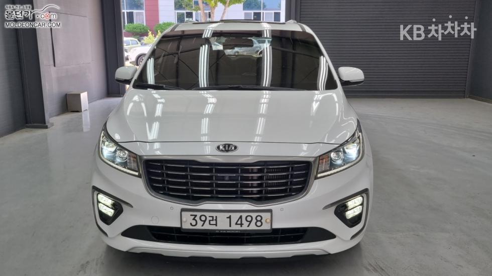 Kia Carnival — miniaturë 3