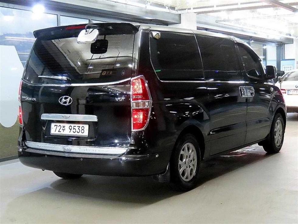 Hyundai Starex — miniaturë 4