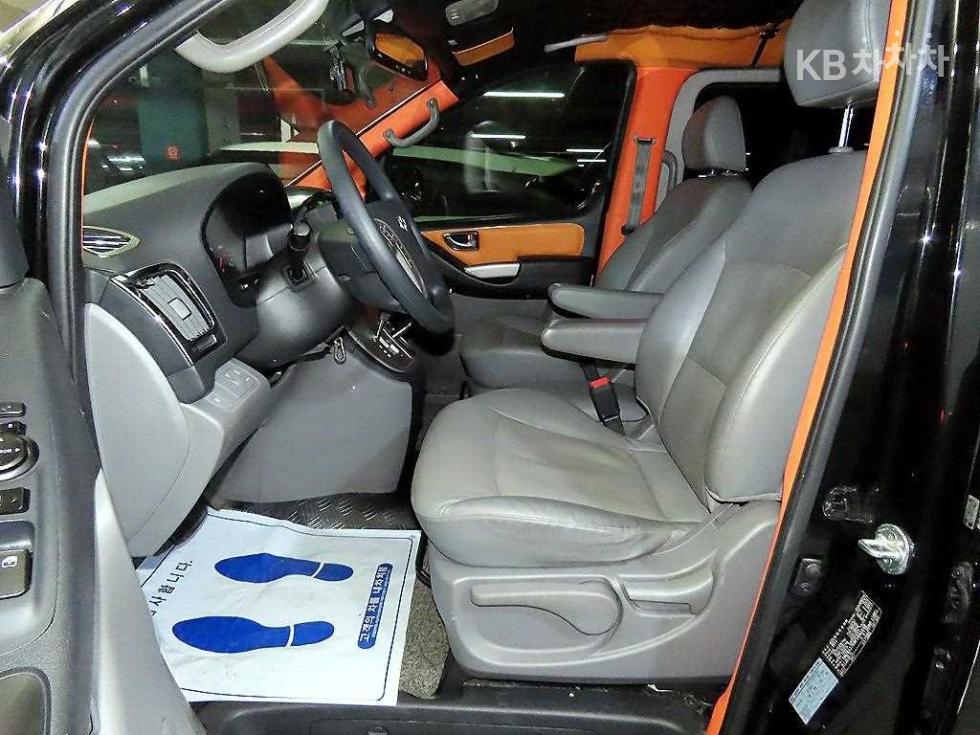 Hyundai Starex — miniaturë 6
