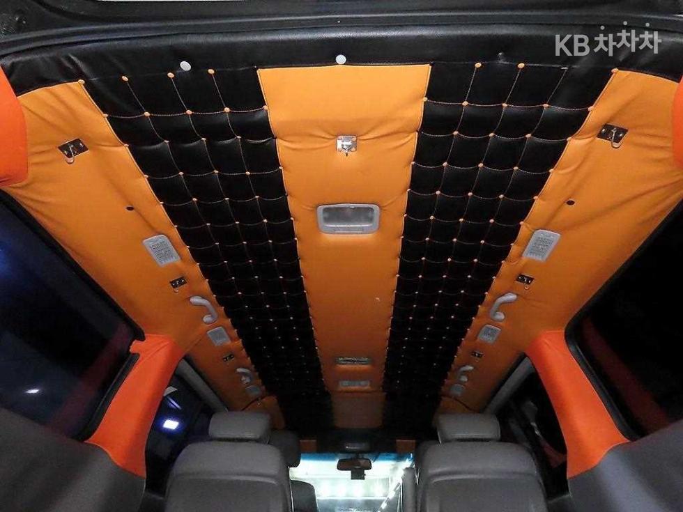 Hyundai Starex — miniaturë 16