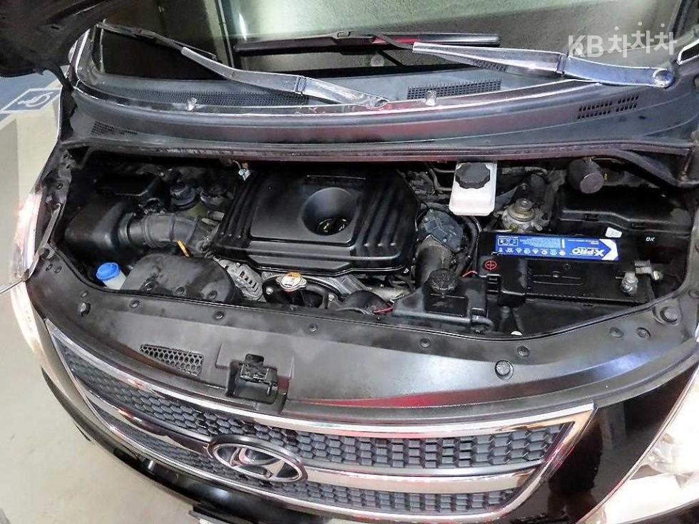 Hyundai Starex — miniaturë 18