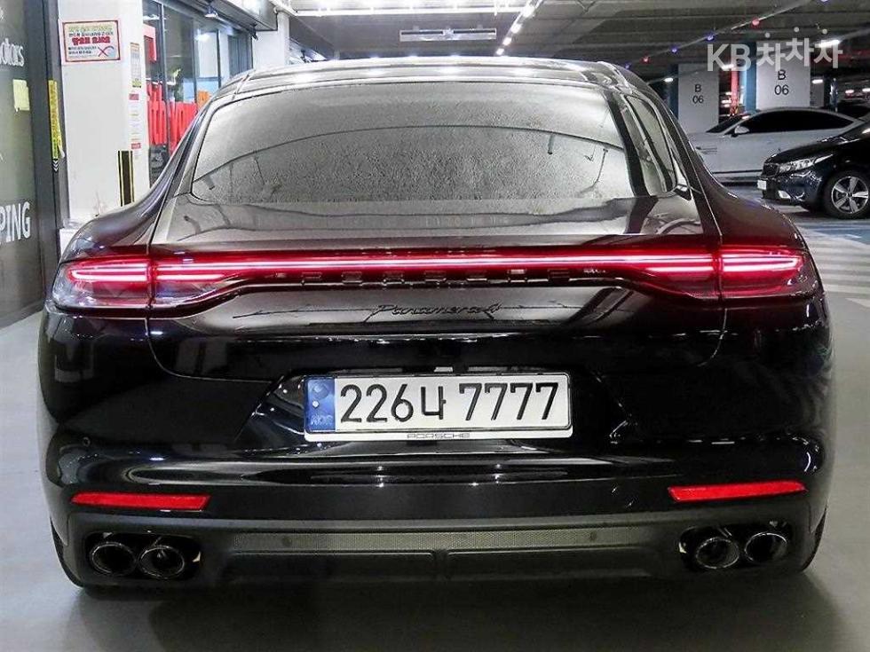 Porsche Panamera — miniaturë 5
