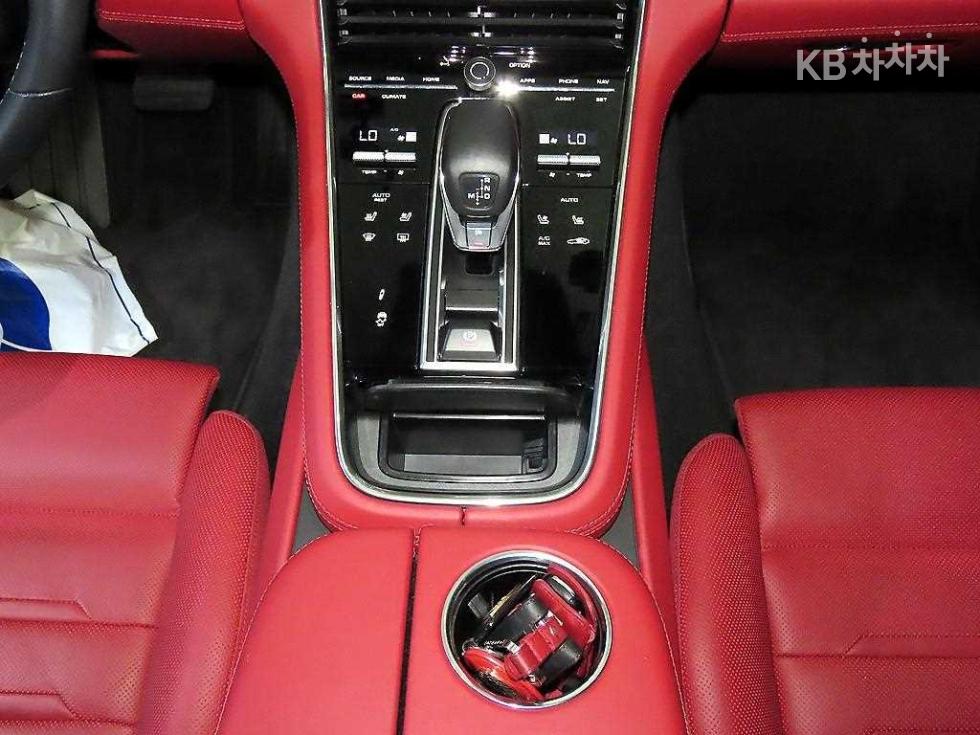 Porsche Panamera — miniaturë 12