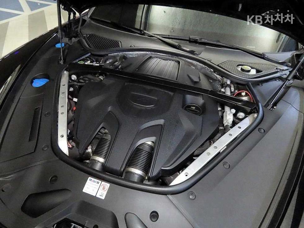 Porsche Panamera — miniaturë 19