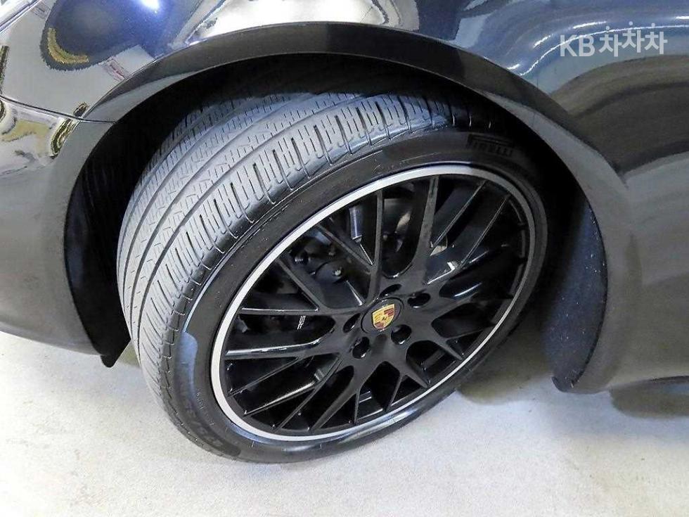 Porsche Panamera — miniaturë 20