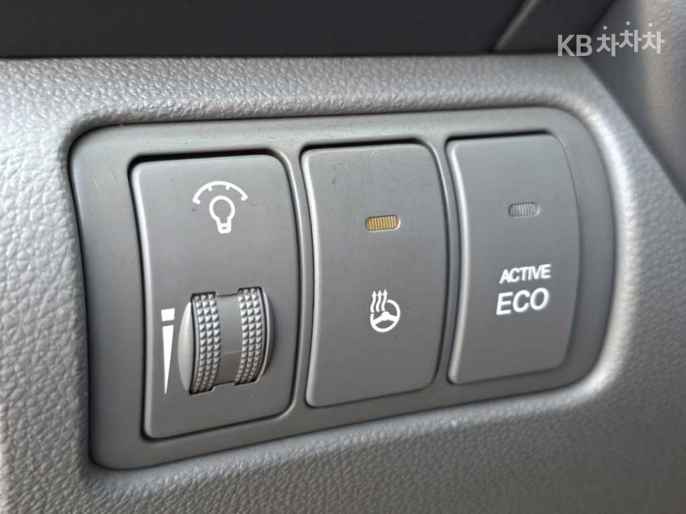 Kia Carnival — miniaturë 14