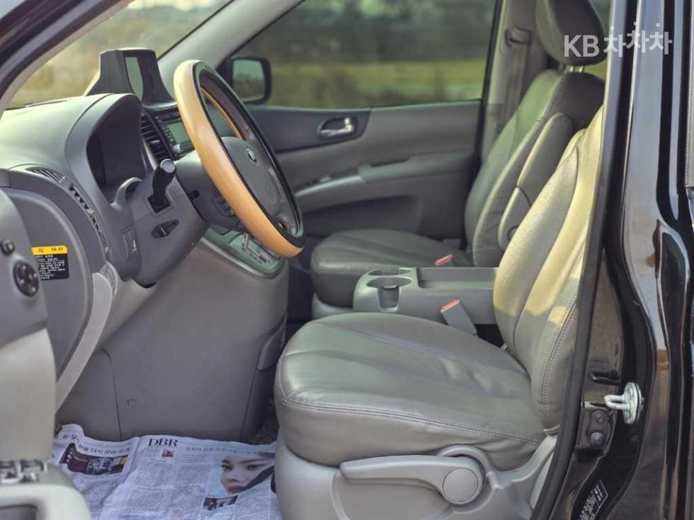 Kia Carnival — miniaturë 16