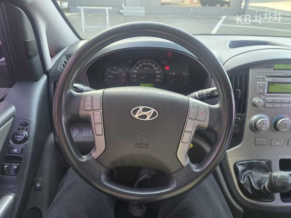 Hyundai Starex — miniaturë 7