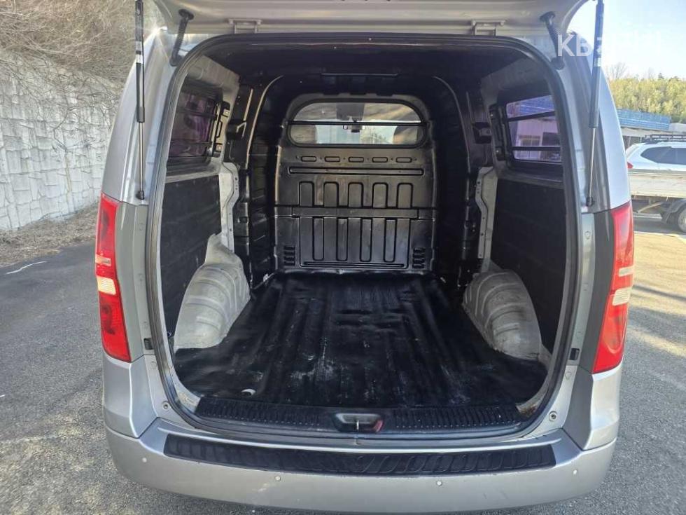 Hyundai Starex — miniaturë 15