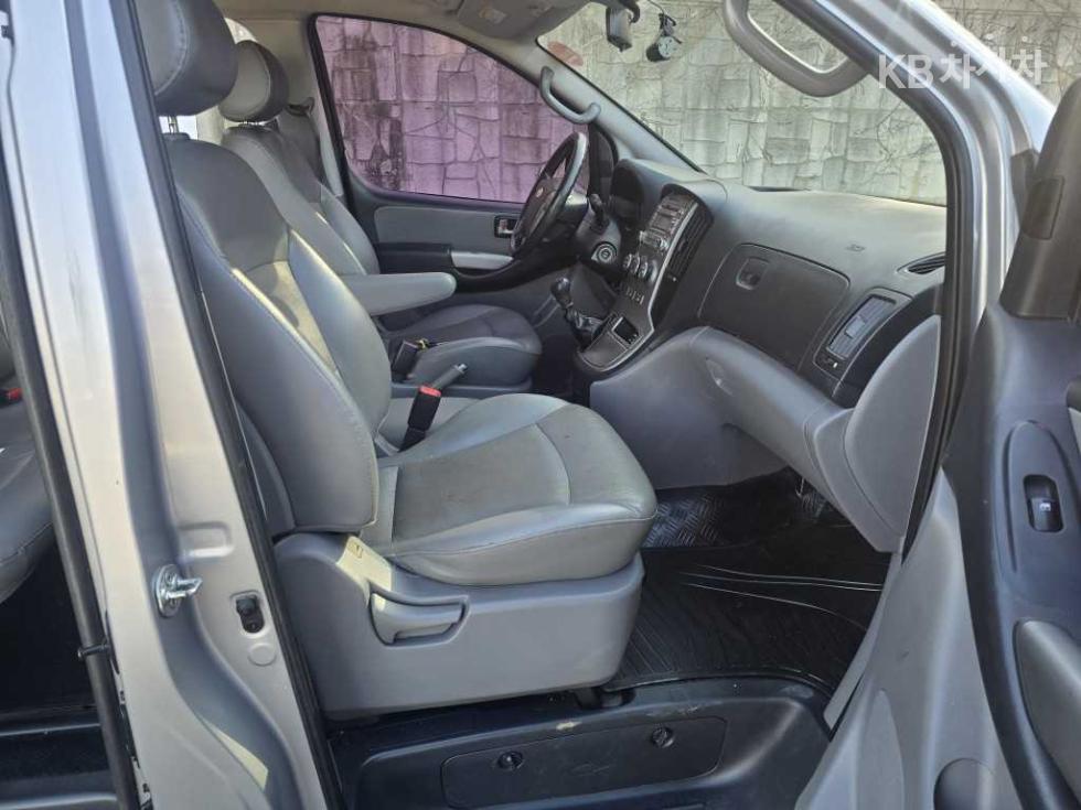 Hyundai Starex — miniaturë 17