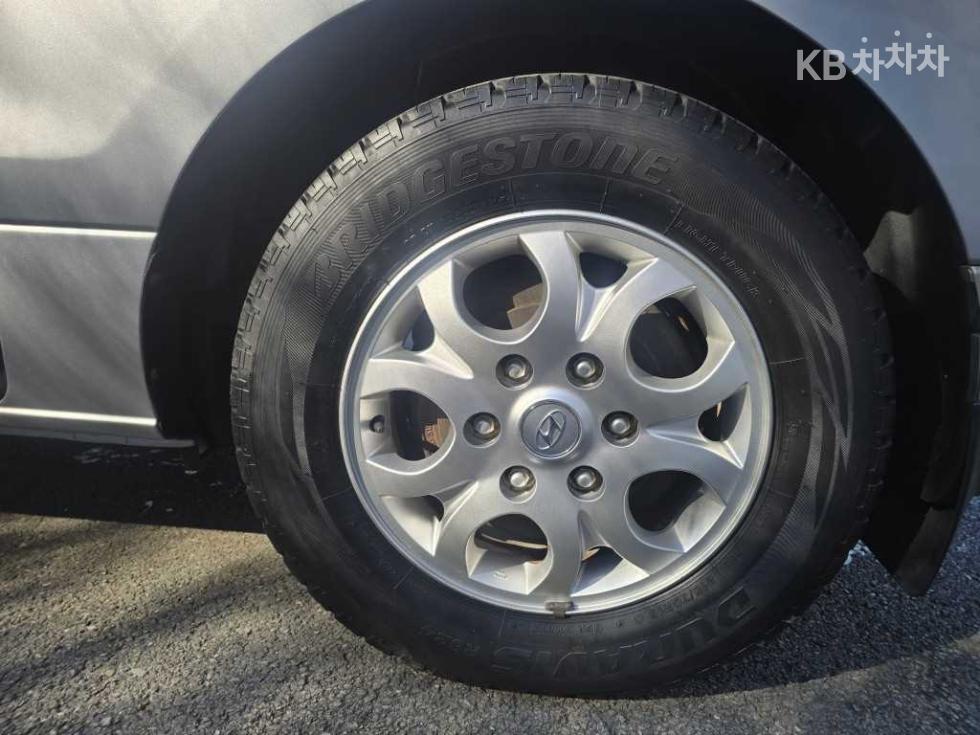 Hyundai Starex — miniaturë 20