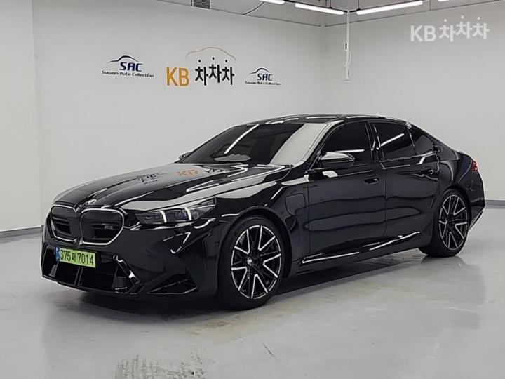 BMW 1M M5 세단 — foto 1