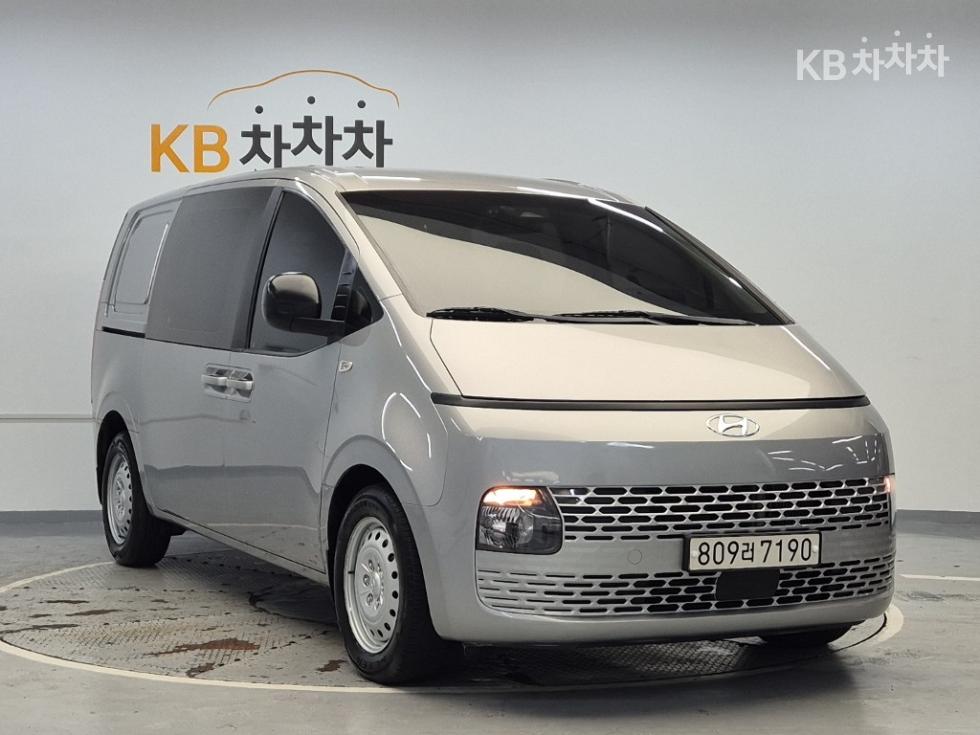 Hyundai Staria — miniaturë 4