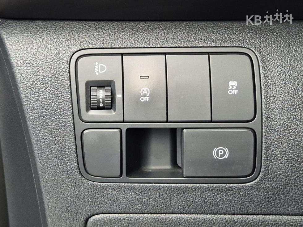 Hyundai Staria — miniaturë 17