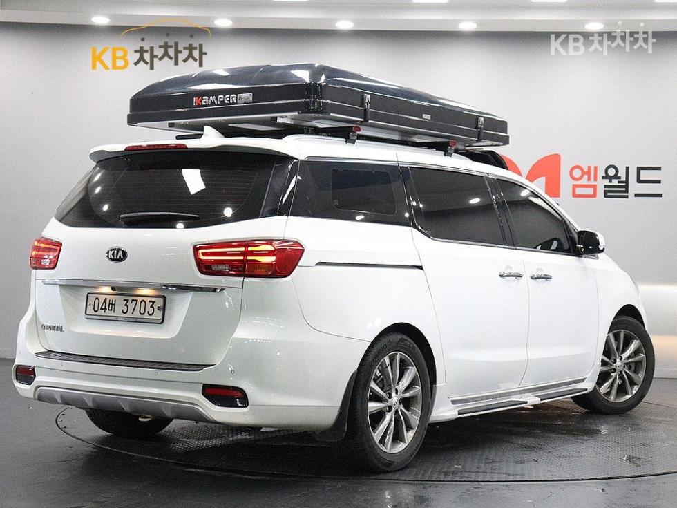 Kia Carnival — miniaturë 3