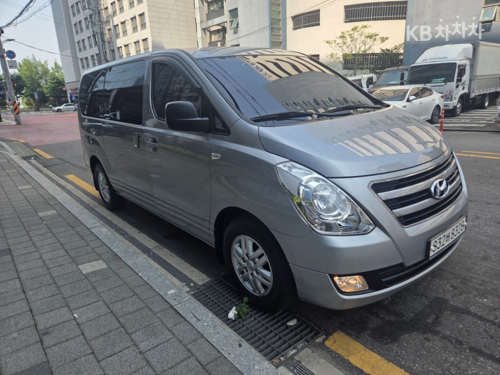 Hyundai Starex — miniaturë 8