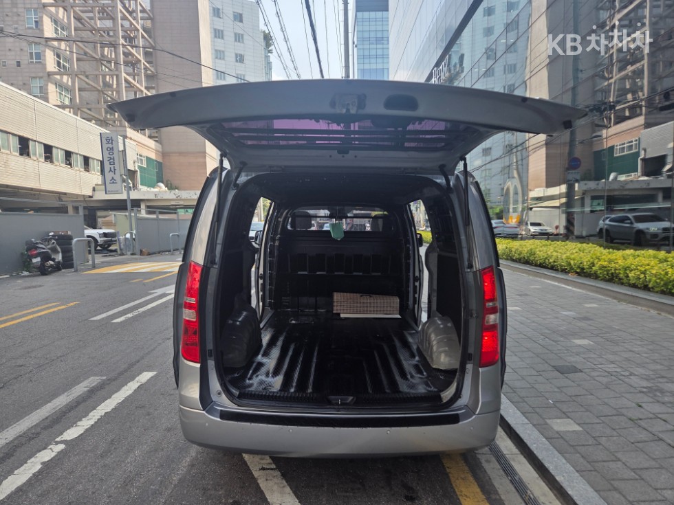 Hyundai Starex — miniaturë 11