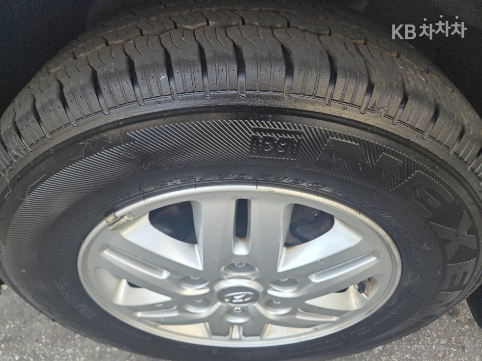 Hyundai Starex — miniaturë 13