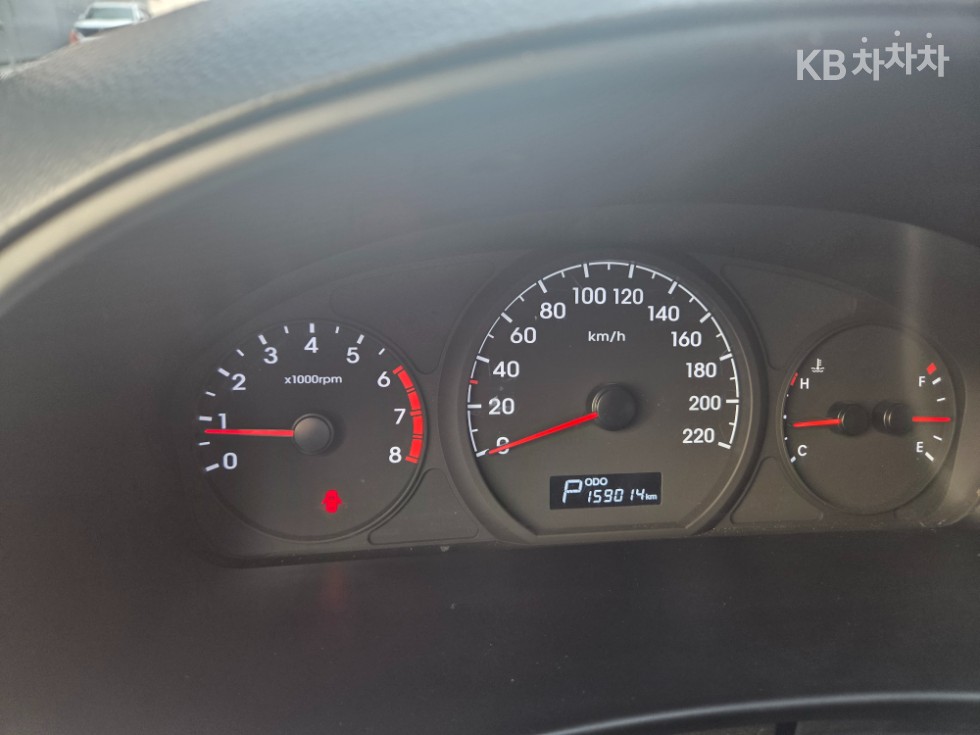 Hyundai Starex — miniaturë 18