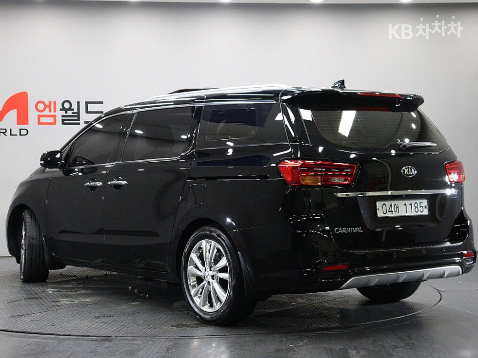 Kia Carnival — miniaturë 3