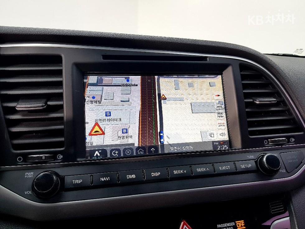 Hyundai Avante — miniaturë 12