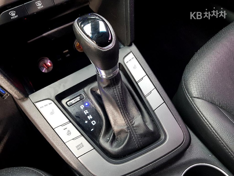 Hyundai Avante — miniaturë 15