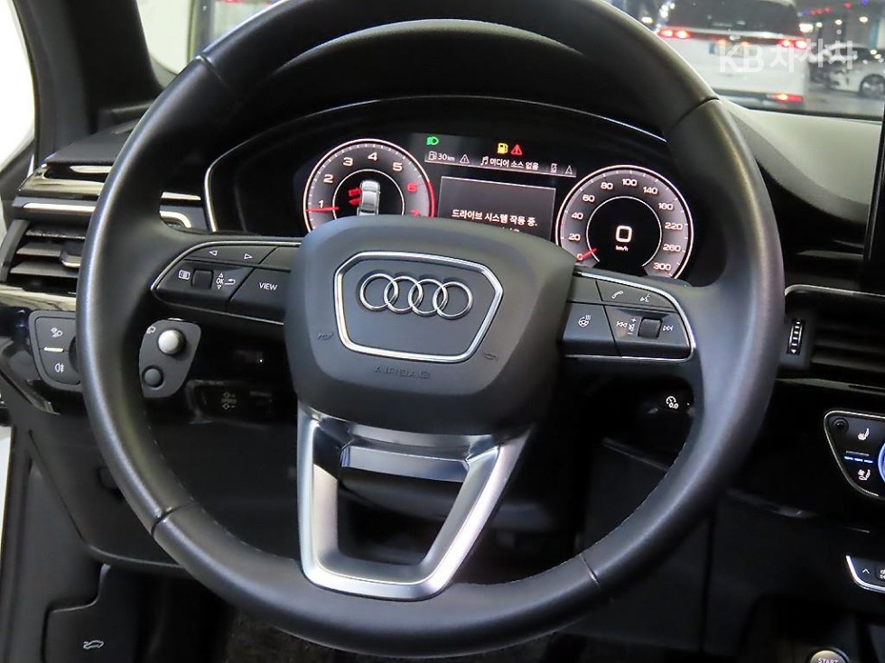 2021 Audi A4 (B9) photo