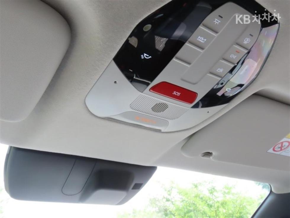 Kia PV5 — miniaturë 10