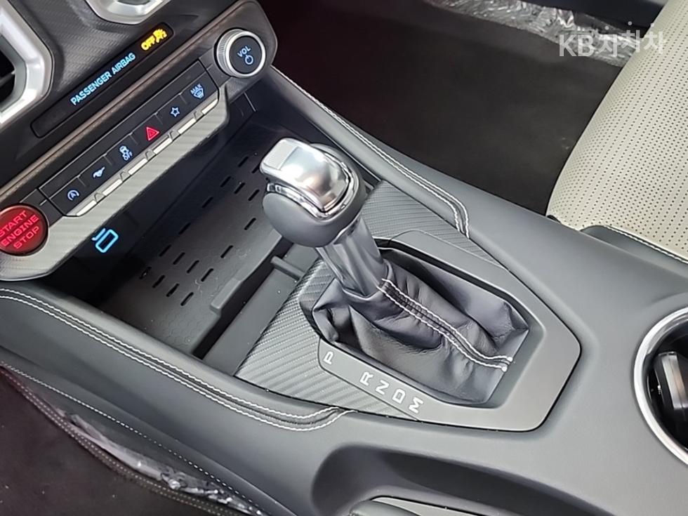 2024 Ford Used Car photo