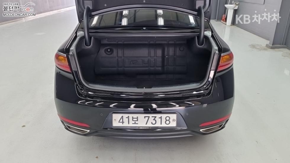 Kia K7 — miniaturë 18