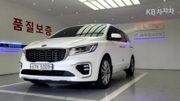 Kia Carnival 9인승 2.2 디젤 — foto 1