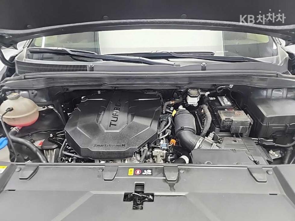 2022 Kia 4 photo