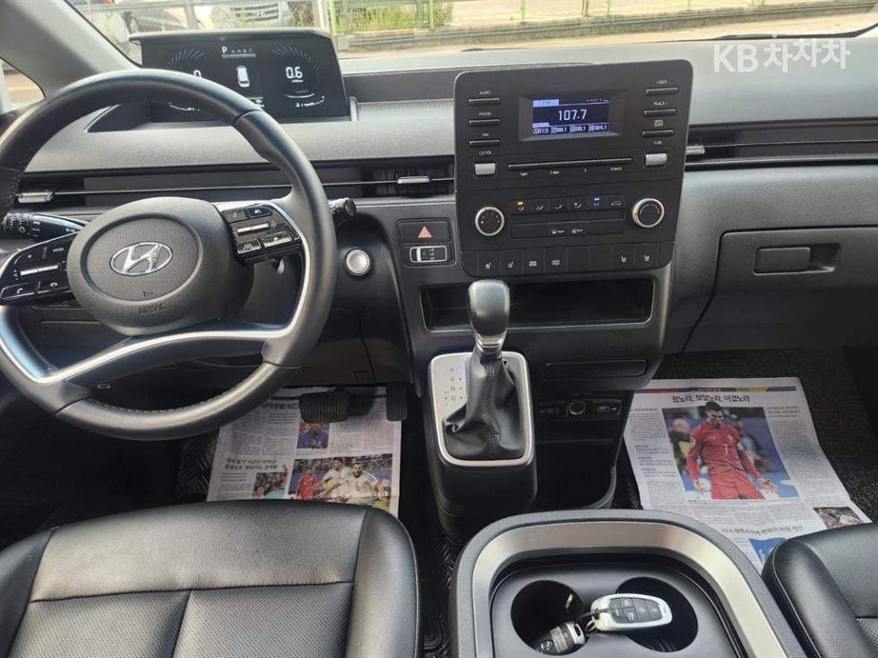 Hyundai Staria — miniaturë 8