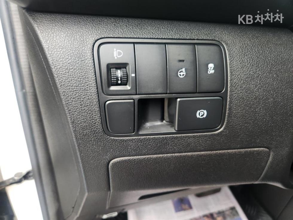 Hyundai Staria — miniaturë 12