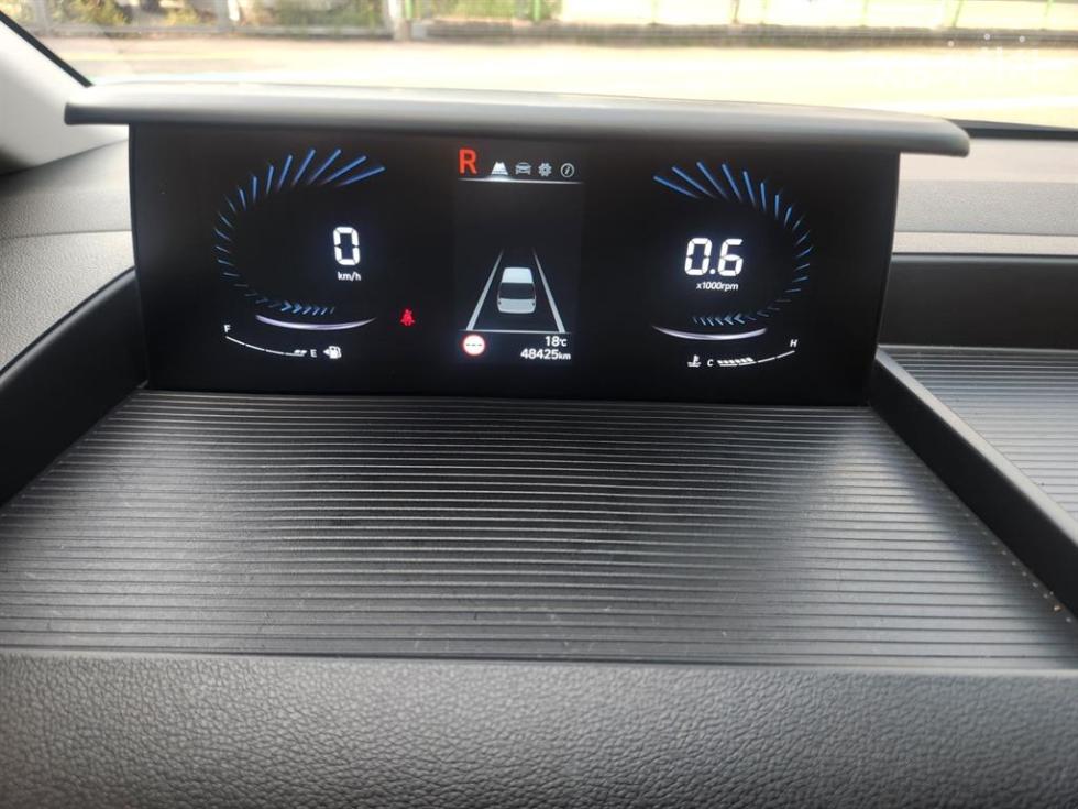 Hyundai Staria — miniaturë 17