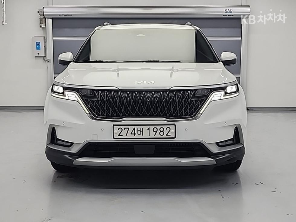 2022 Kia 4 photo