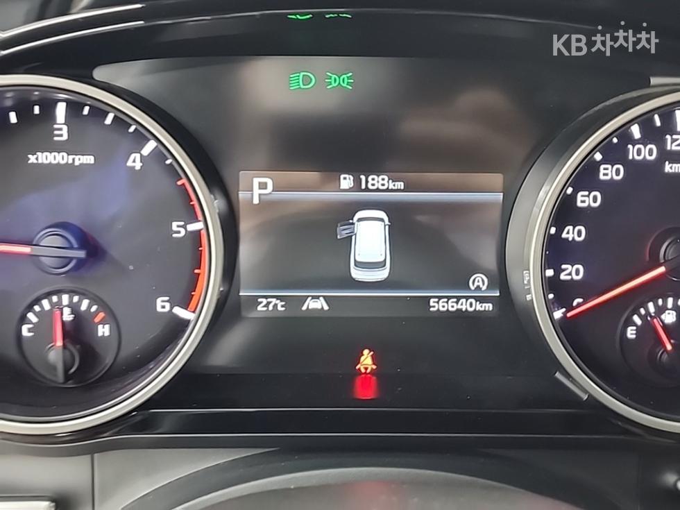 2022 Kia 4 photo