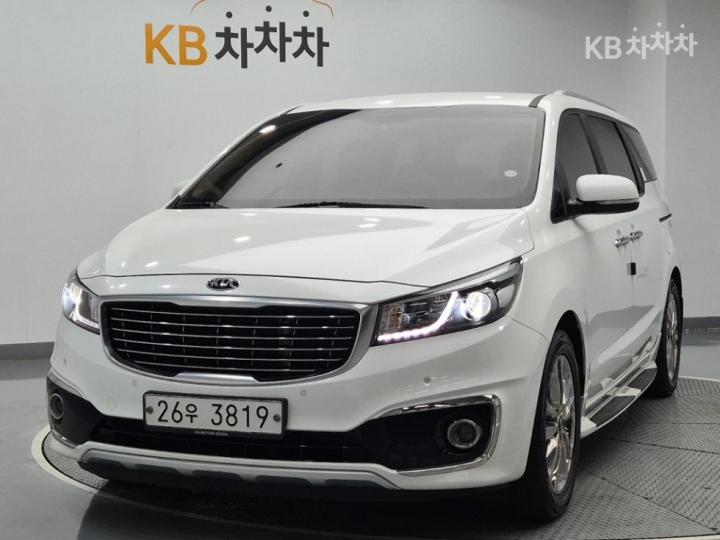 Kia Carnival 9인승 2.2 디젤 — foto 1