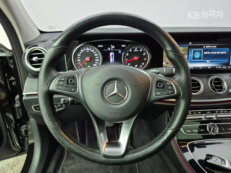 Mercedes-Benz E-klasse — miniaturë 9
