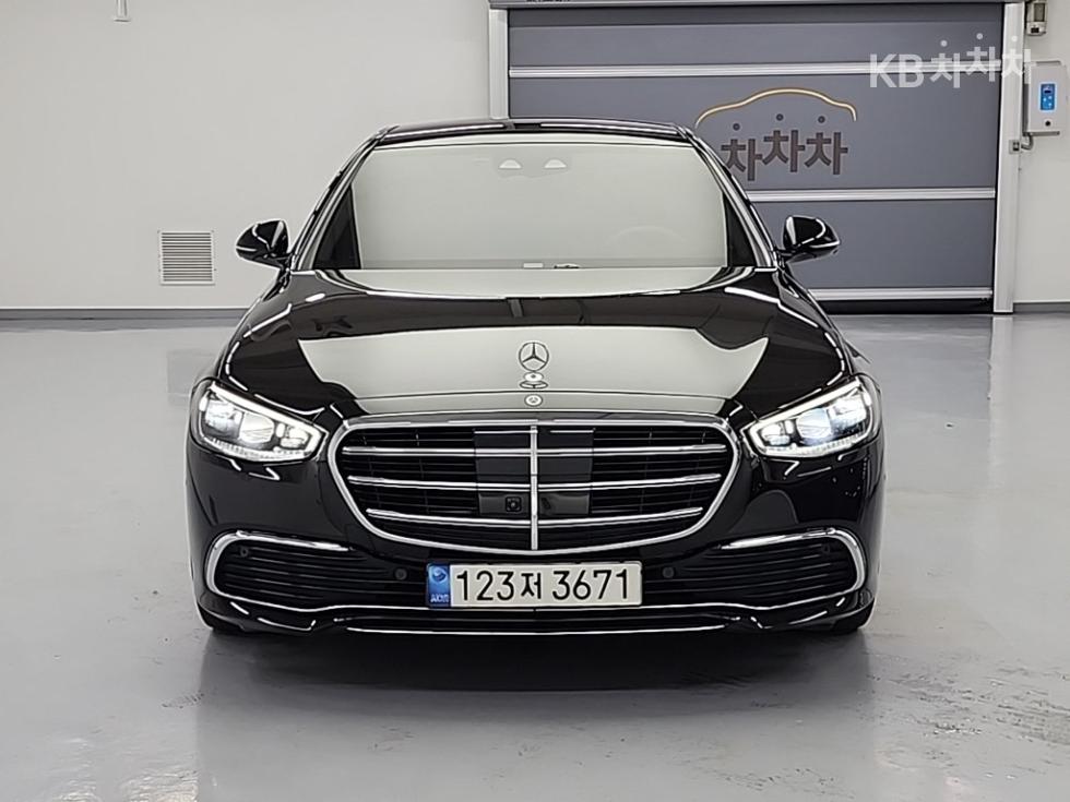 2021 Mercedes-Benz S photo