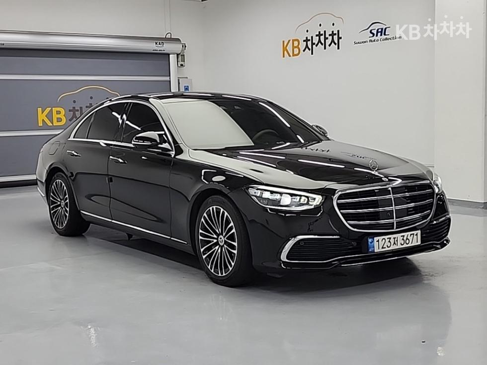 2021 Mercedes-Benz S photo
