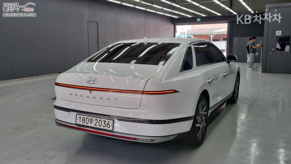 Hyundai Grandeur — miniaturë 2