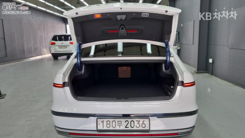 Hyundai Grandeur — miniaturë 18